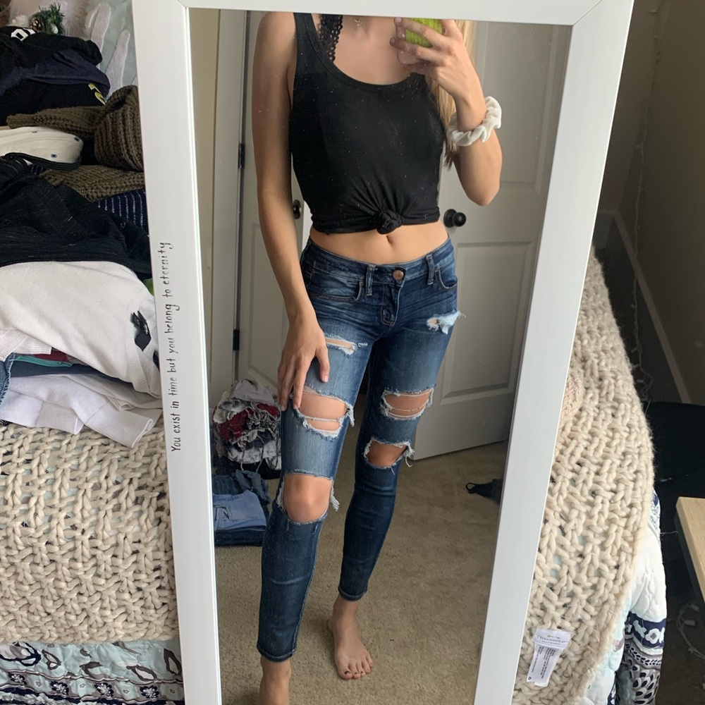 American Eagle Ripped Skinny Jeans - Picture 2 of 6